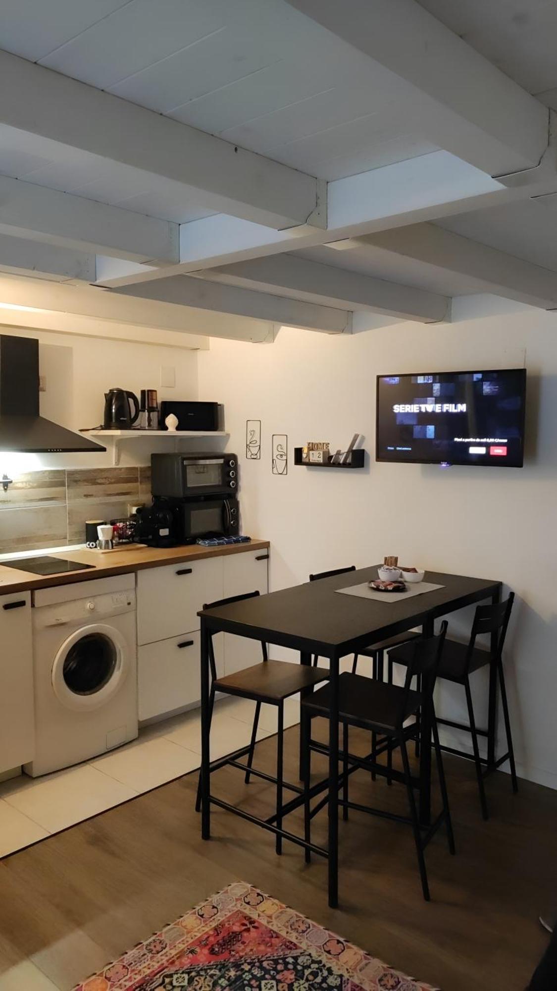 Liz Apartment บารี ภายนอก รูปภาพ